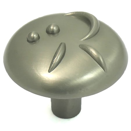 Laurey 1 3/8" Graffiti Knob, Satin Nickel 37228